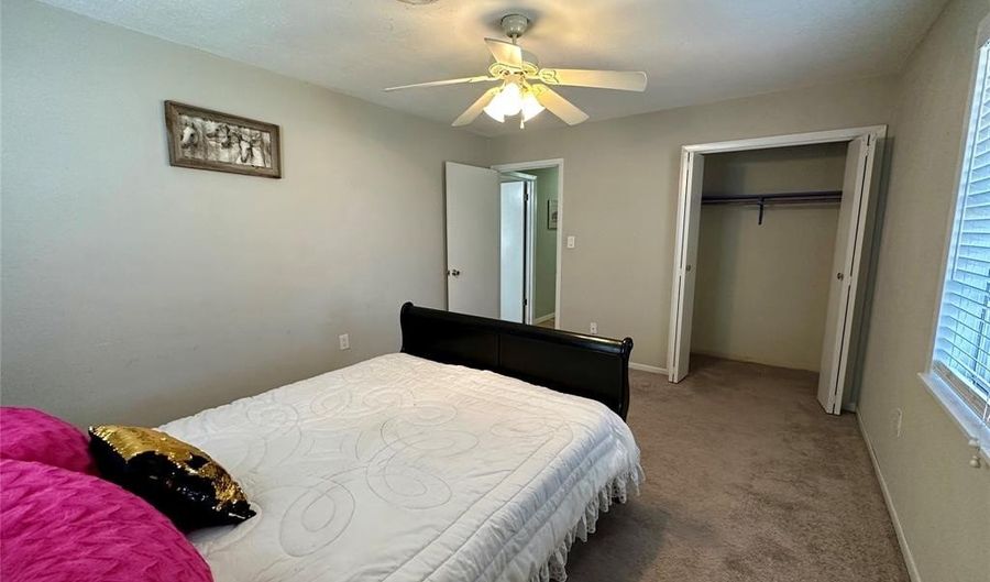 925 N Kirk St, Hico, TX 76457 - 3 Beds, 2 Bath