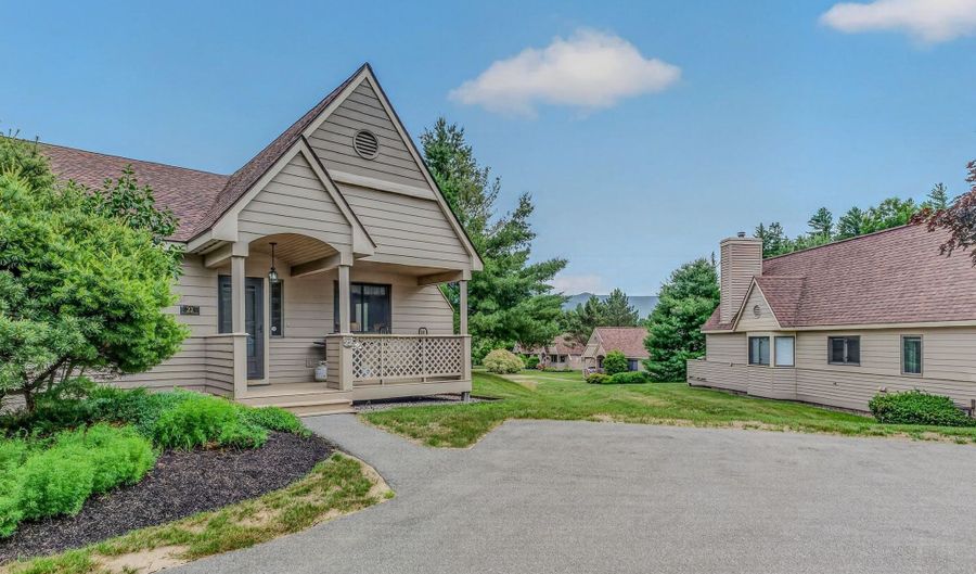 19 Sand Trap Ln 22, Carroll, NH 03575 - 3 Beds, 2 Bath