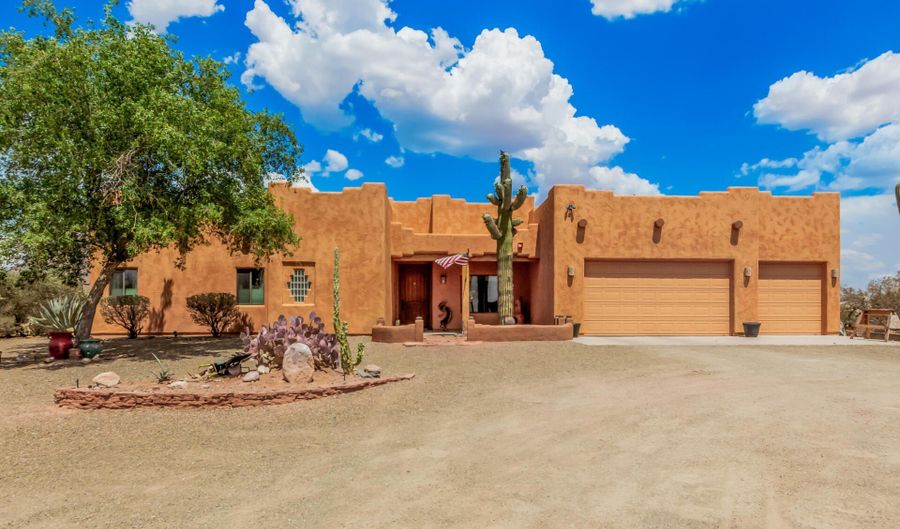 1025 N BOYD Rd, Apache Junction, AZ 85119 - 4 Beds, 3 Bath