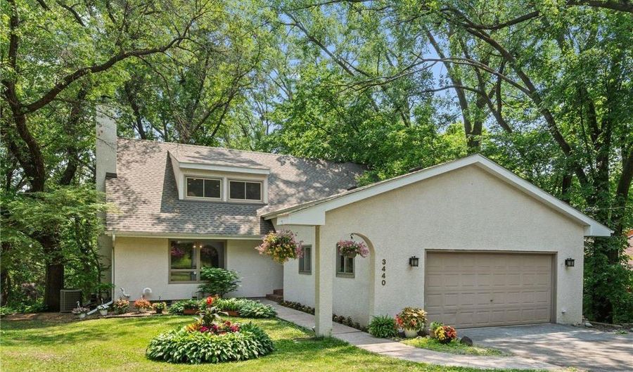 3440 Glenarden Rd, Arden Hills, MN 55112 - 4 Beds, 4 Bath