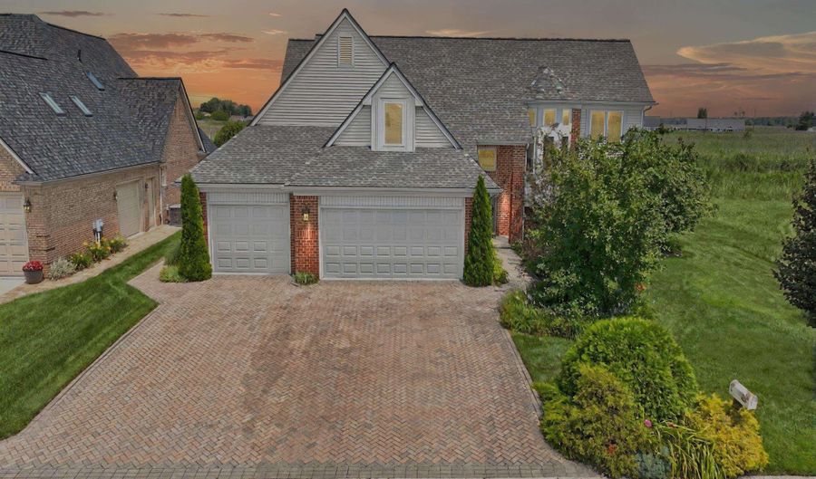 10368 St John, Algonac, MI 48001 - 4 Beds, 3 Bath