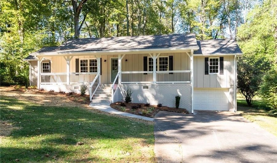 2690 Old Hickory Dr NW, Marietta, GA 30064 - 3 Beds, 2 Bath