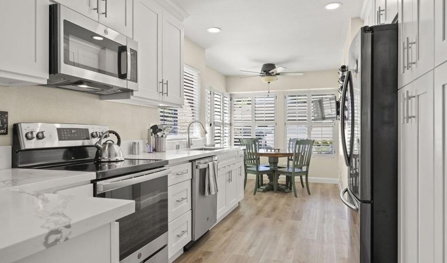 4222 Village 4, Camarillo, CA 93012 - 2 Beds, 2 Bath