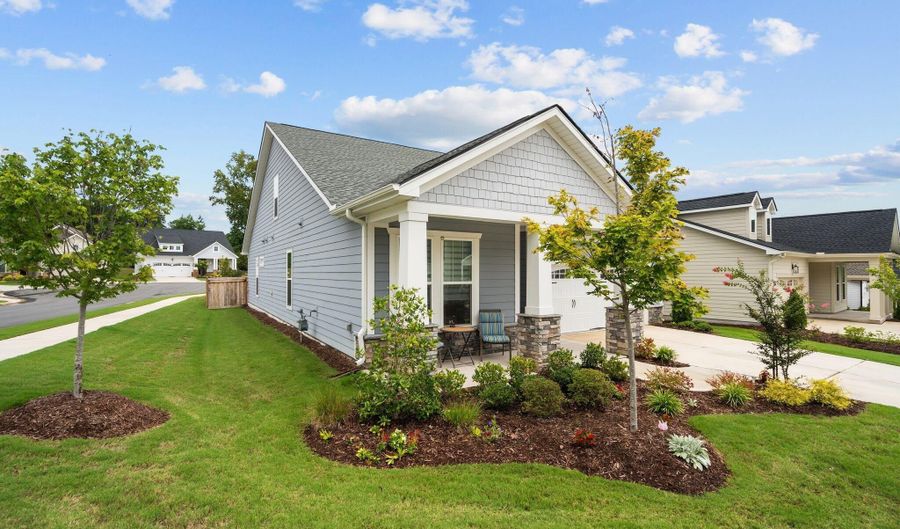 3528 Olive Glen Dr, Apex, NC 27502 - 4 Beds, 3 Bath