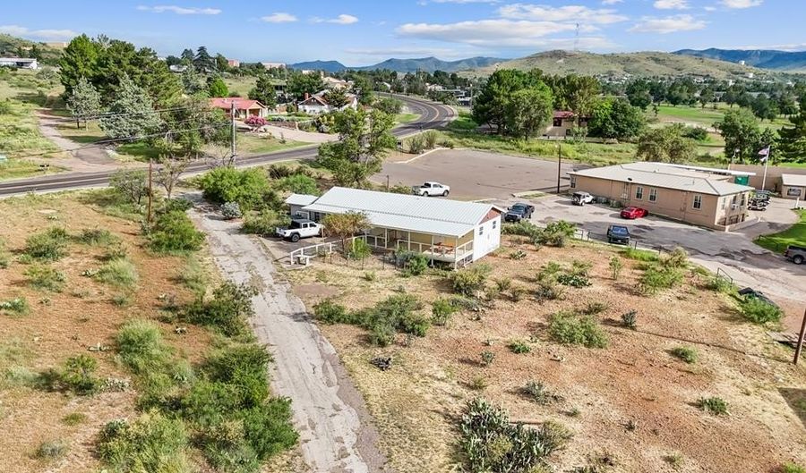 1015 Loop Rd, Alpine, TX 79830 - 3 Beds, 1 Bath