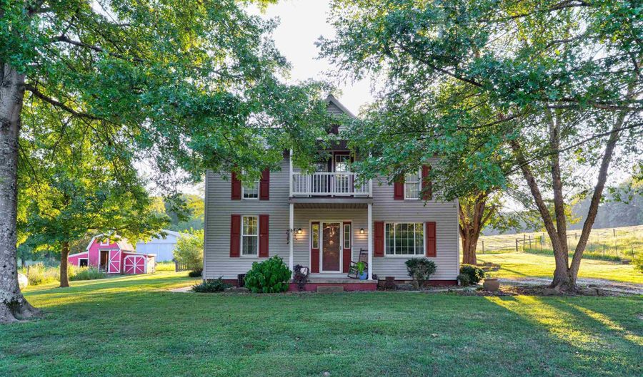25611 Indian Lake Rd, Birdseye, IN 47513 - 3 Beds, 2 Bath