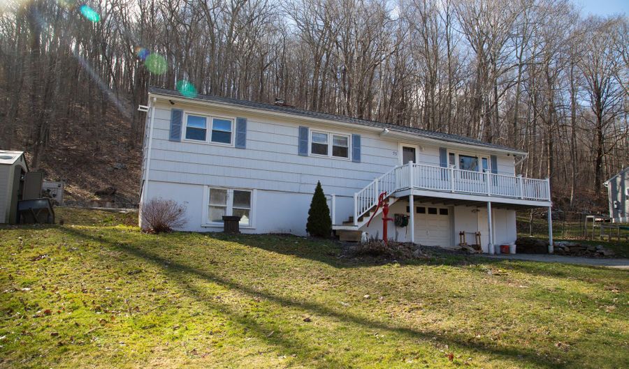 53 Connelly Rd, New Milford, CT 06776 - 3 Beds, 2 Bath
