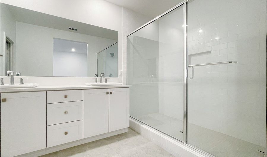 1866 S Westside Dr 26, Anaheim, CA 92806 - 3 Beds, 4 Bath
