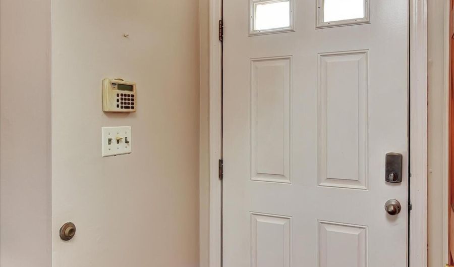 141 Eastwick Ct, Aberdeen, NJ 07747 - 2 Beds, 2 Bath