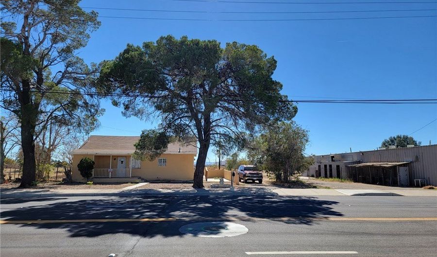 11957 Bartlett, Adelanto, CA 92301 - 3 Beds, 2 Bath