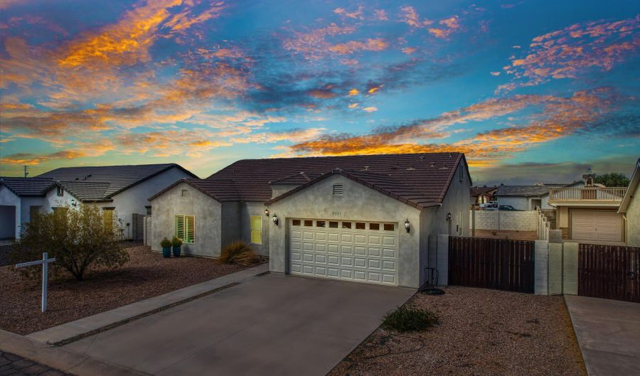 9221 W HARTIGAN Ln, Arizona City, AZ 85123 - 4 Beds, 2 Bath