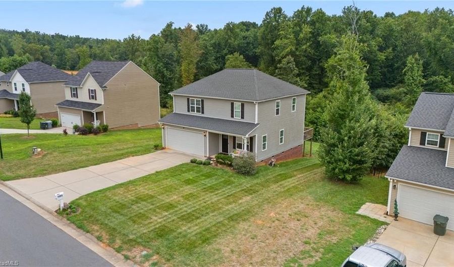 1385 Robins Nest Dr, Asheboro, NC 27203 - 4 Beds, 3 Bath