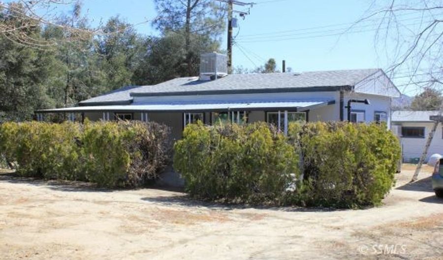 250 Rockhaven Rd, Wofford Heights, CA 93285 - 2 Beds, 1 Bath