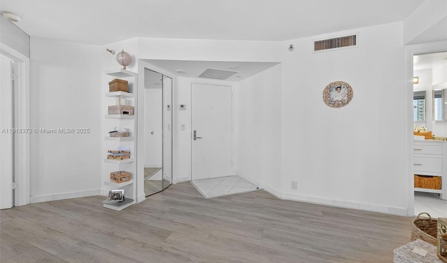 3500 Mystic Pointe Dr 1804, Aventura, FL 33180 - 2 Beds, 2 Bath