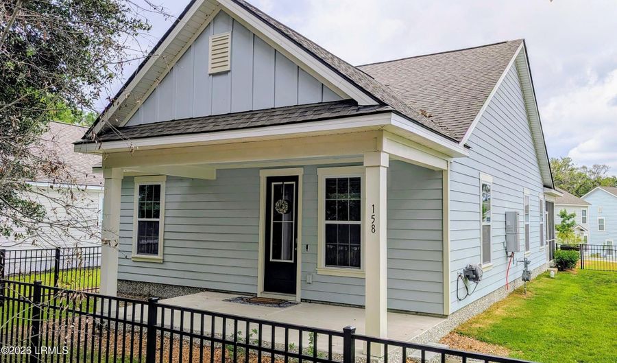 158 Baynard Rd, Beaufort, SC 29906 - 3 Beds, 2 Bath