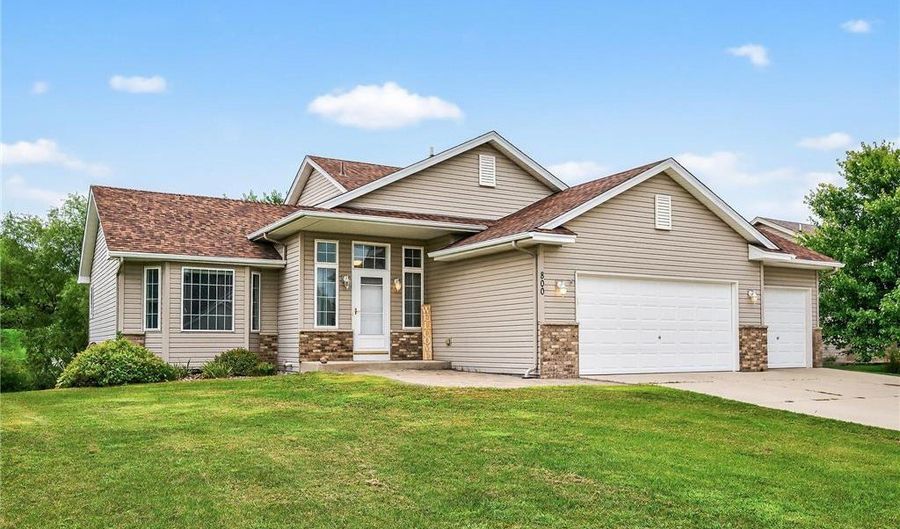 800 Beech Ln S, Annandale, MN 55302 - 3 Beds, 3 Bath