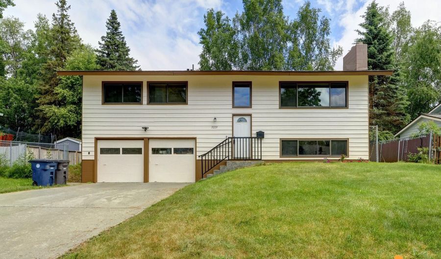 3223 Madison Way, Anchorage, AK 99508 - 5 Beds, 3 Bath