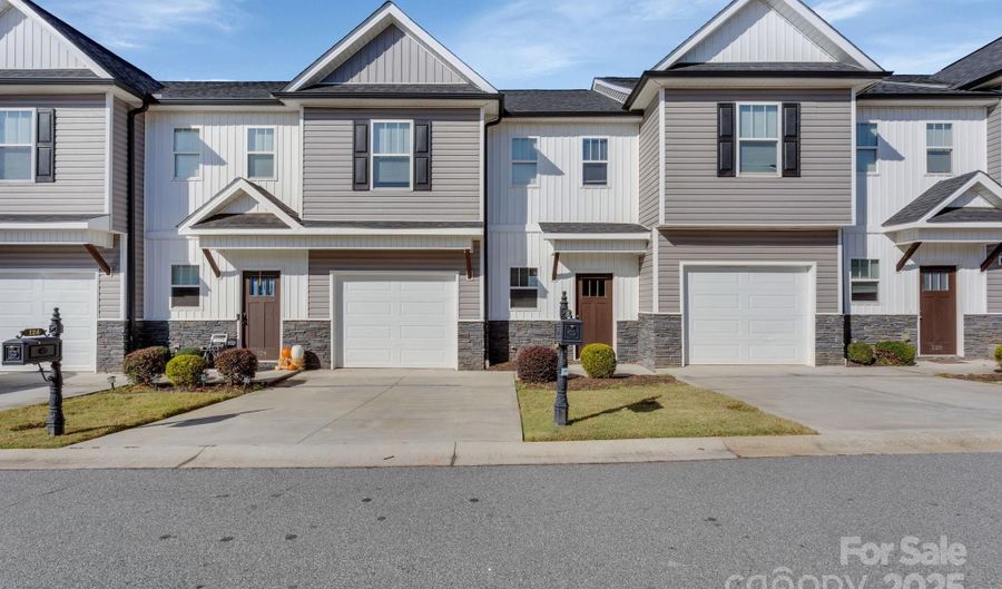 122 Ventura St, Anderson, SC 29621 - 3 Beds, 3 Bath