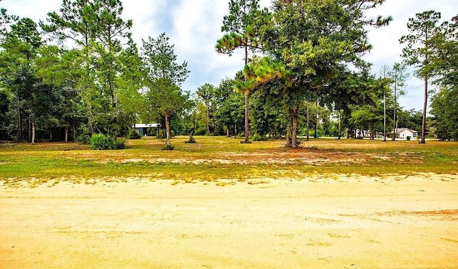 855 Fairborn Ave, Alford, FL 32420 - 0 Beds, 0 Bath