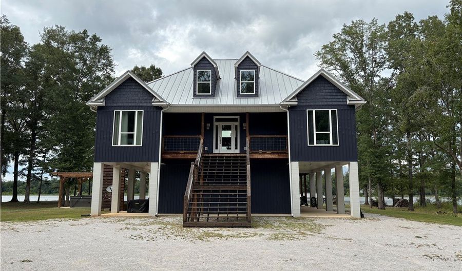 322 Cypress Point Dr, Akron, AL 35441 - 5 Beds, 4 Bath