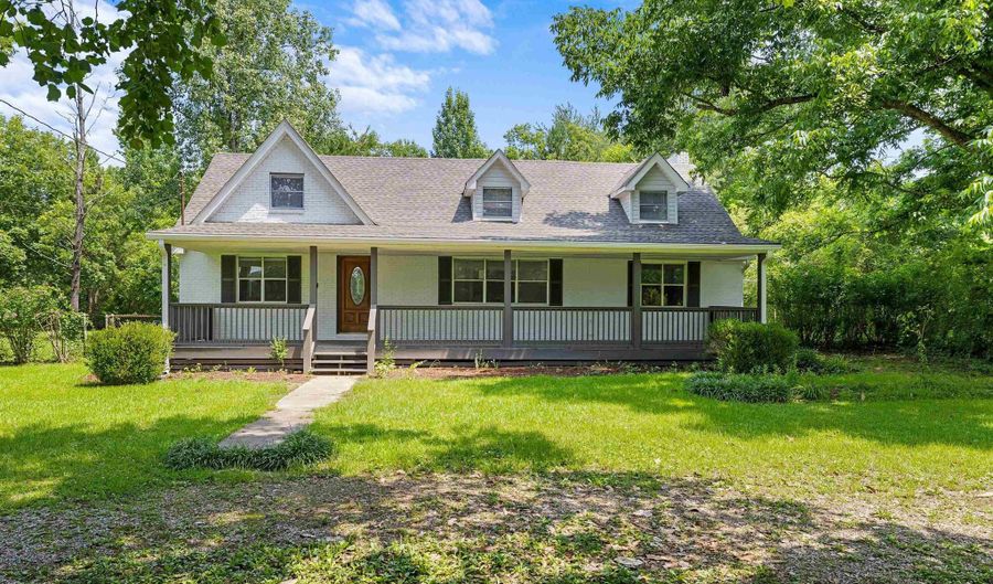 3209 ELM St, Adamsville, AL 35005 - 5 Beds, 3 Bath