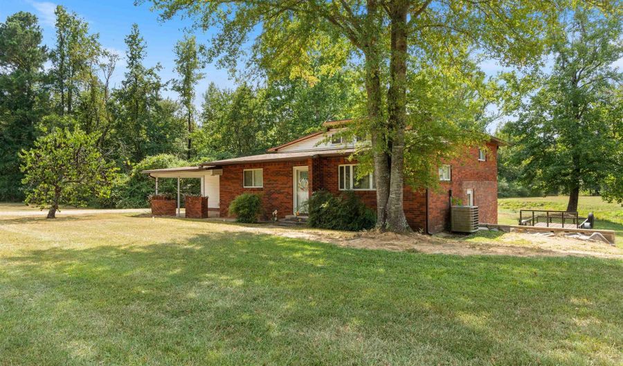 24919 S Sardis Rd, Bauxite, AR 72011 - 3 Beds, 2 Bath