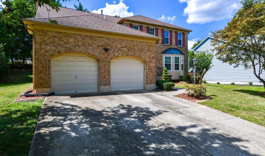 1414 FAIRLAKES Pl, Bowie, MD 20721 - 4 Beds, 3 Bath