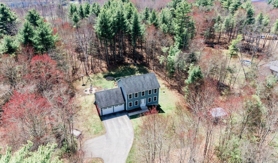 747 Allen Hill Rd, Brooklyn, CT 06234 - 3 Beds, 3 Bath
