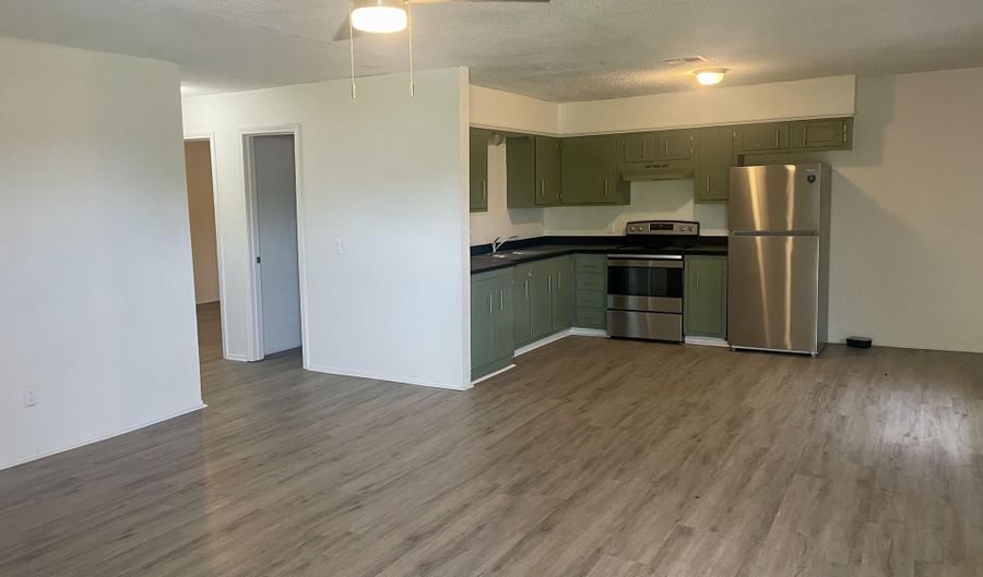 391 W Railroad 5, Arnaudville, LA 70512 - 2 Beds, 1 Bath