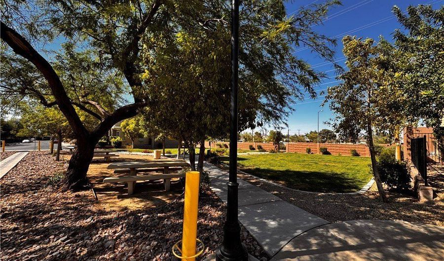 189 Almond Rdg, Henderson, NV 89015 - 3 Beds, 3 Bath