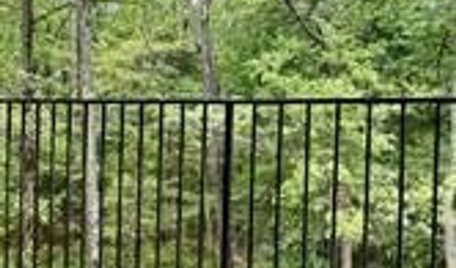 4405 ROMLON St 202, Beltsville, MD 20705 - 1 Beds, 1 Bath