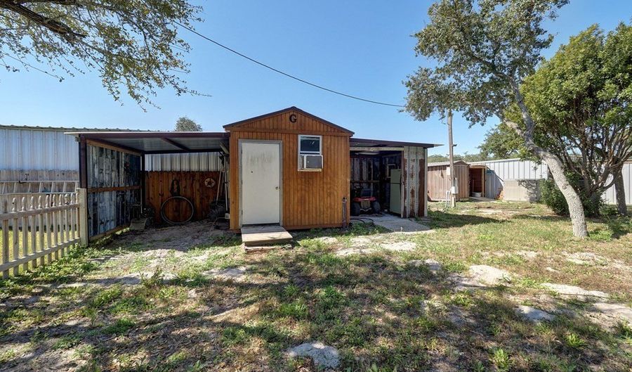 1045 N McCampbell, Aransas Pass, TX 78336 - 2 Beds, 2 Bath