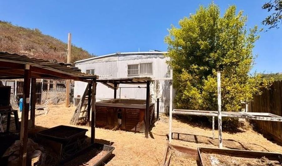 25484 Lake Wohlford W-40, Escondido, CA 92027 - 3 Beds, 2 Bath