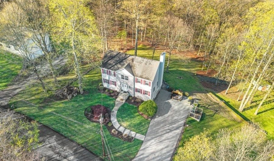 42 Mordaunt Rd, Alloway, NJ 07462 - 3 Beds, 3 Bath