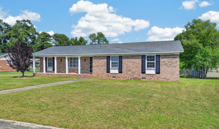 306 Skylark Rd, Augusta, GA 30907 - 5 Beds, 2 Bath