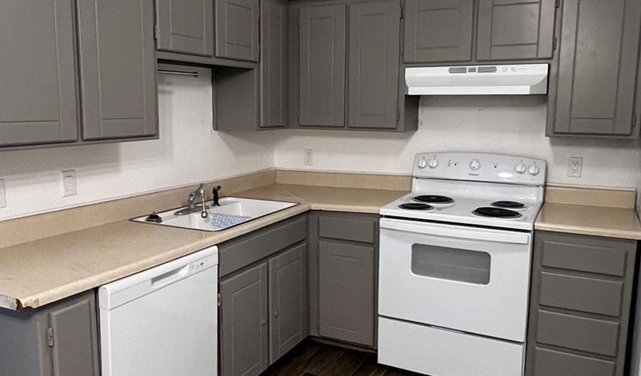 728 SW 7th Pl, Andrews, TX 79714 - 2 Beds, 2 Bath