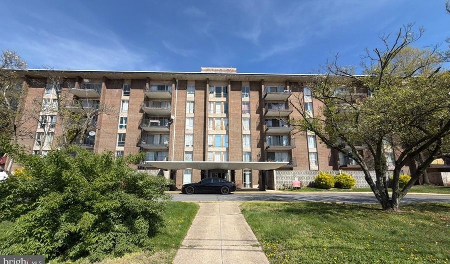6011 EMERSON St 402, Bladensburg, MD 20710 - 1 Beds, 1 Bath
