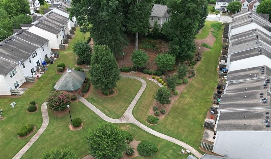 2763 Snapfinger Mnr, Decatur, GA 30035 - 2 Beds, 3 Bath