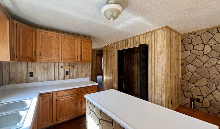 10914 Buffalo Creek Rd, Amherstdale, WV 25607 - 3 Beds, 1 Bath
