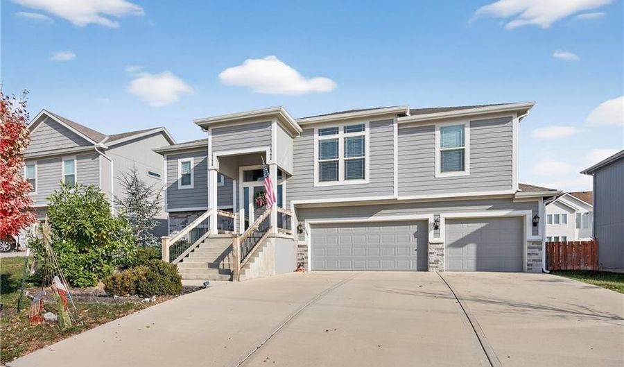 1325 N 160th Ter, Basehor, KS 66007 - 4 Beds, 3 Bath