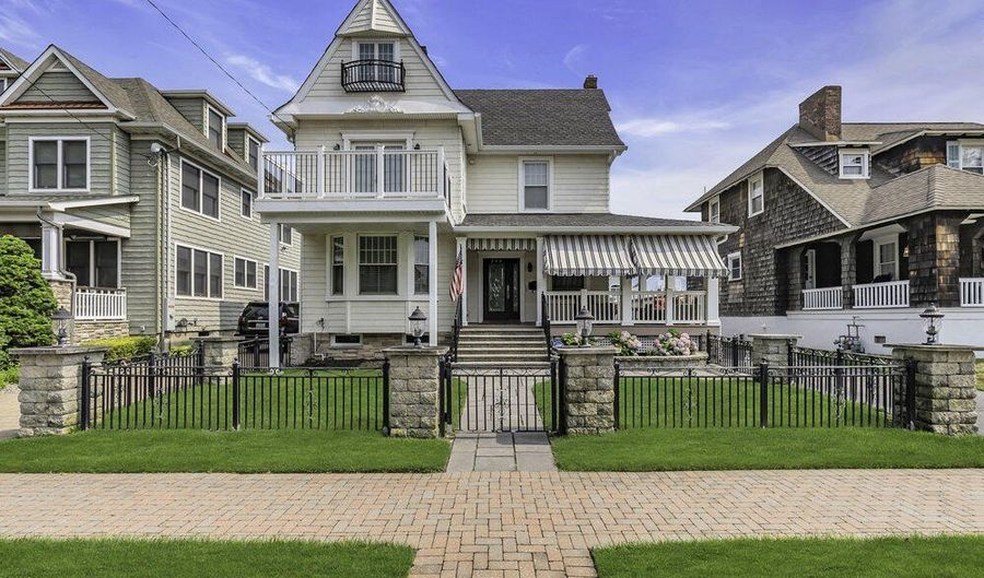 210 8th Ave, Belmar, NJ 07719 - 6 Beds, null Bath