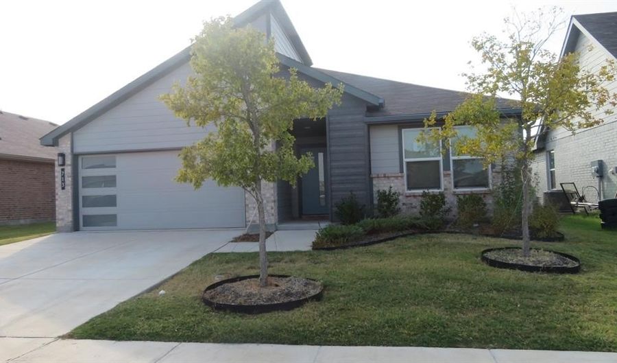 713 Trinity Park Trl, Alvarado, TX 76009 - 3 Beds, 3 Bath