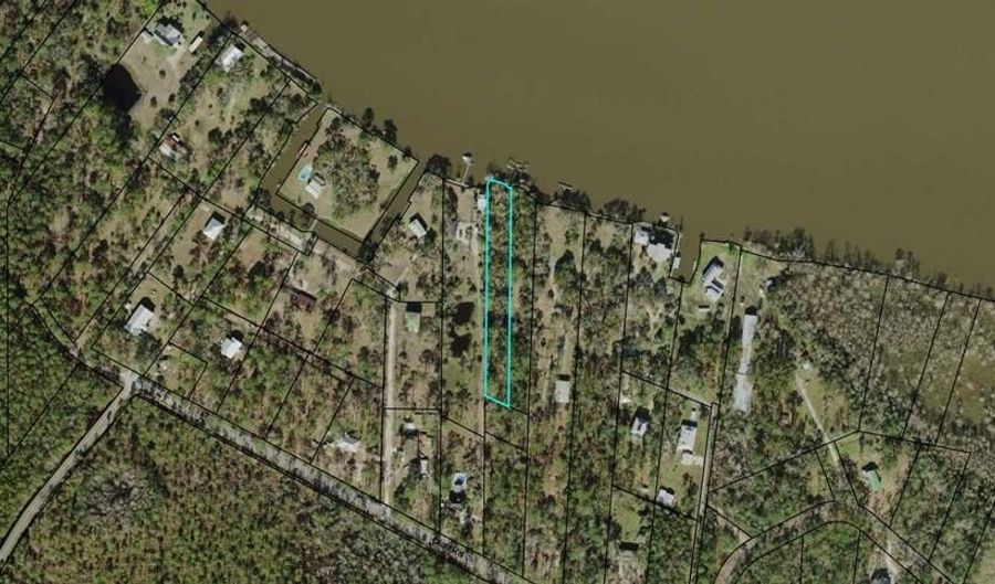 137 Cedar Oaks Ln, Apalachicola, FL 32320 - 0 Beds, 0 Bath