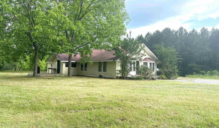 285 Co Rd 235, Arley, AL 35541 - 3 Beds, 2 Bath