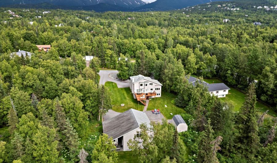 15250 Evergreen Ridge St, Anchorage, AK 99516 - 5 Beds, 4 Bath