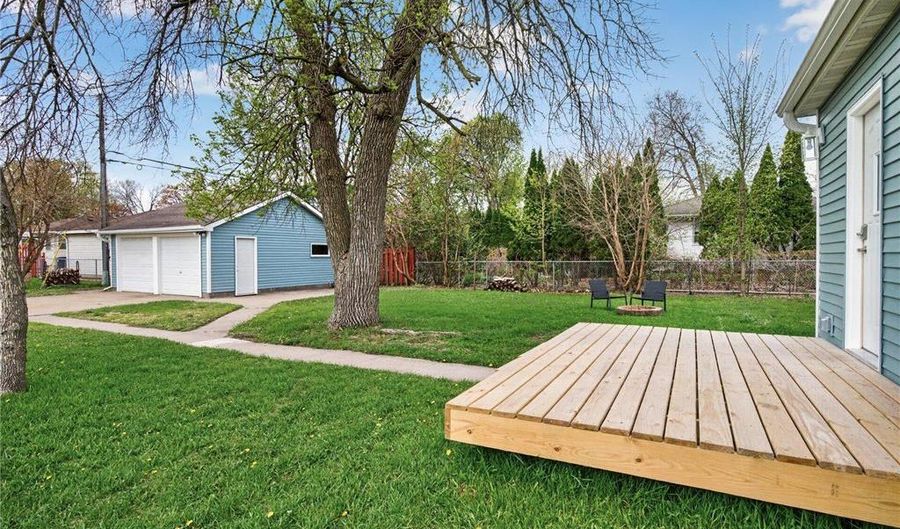 656 Madison St, Anoka, MN 55303 - 3 Beds, 2 Bath