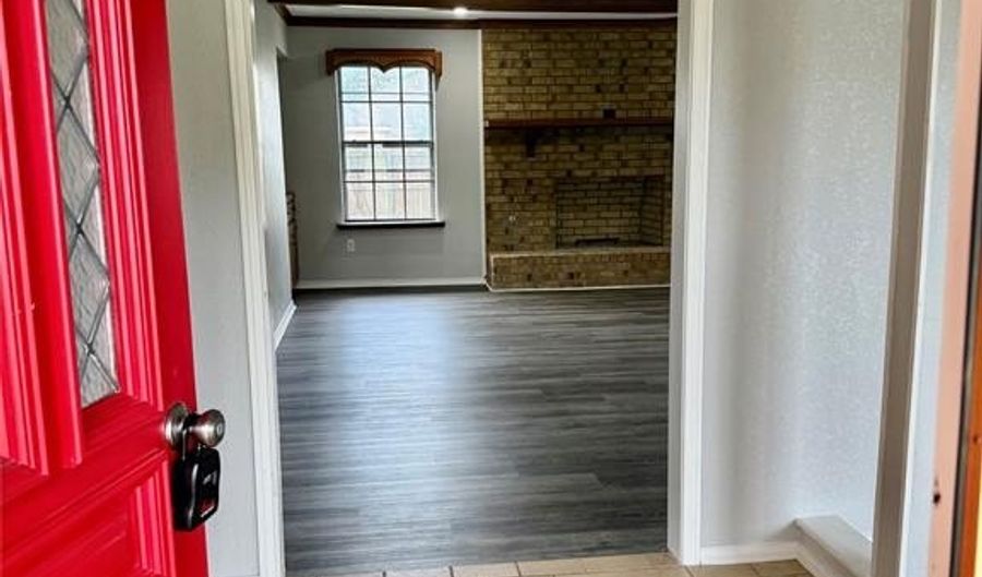 109 Cedar Springs Blvd, Sulphur Springs, TX 75482 - 3 Beds, 2 Bath