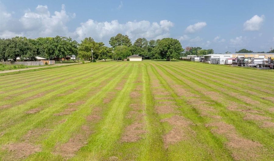 1620 S Airport Rd, Abbeville, LA 70510 - 0 Beds, 0 Bath