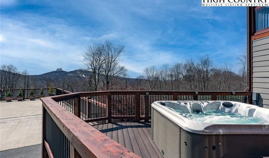 45 Dunvegan Rd, Banner Elk, NC 28604 - 4 Beds, 7 Bath