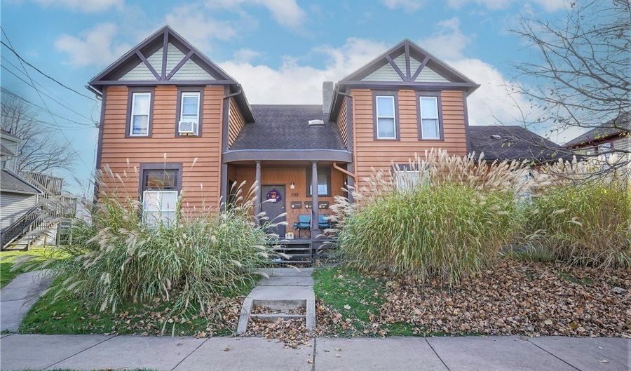 298 Torrey St, Akron, OH 44304 - 9 Beds, 9 Bath